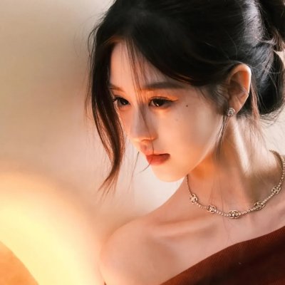 只能亲吻不幸同学了!